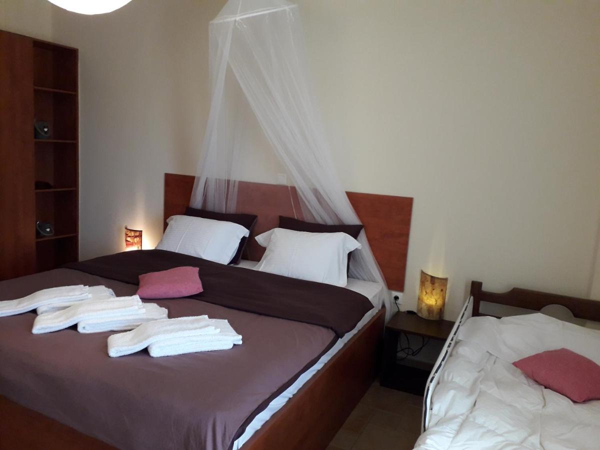 Marathon Beachside Villa 100M From The Beach Schinias Esterno foto