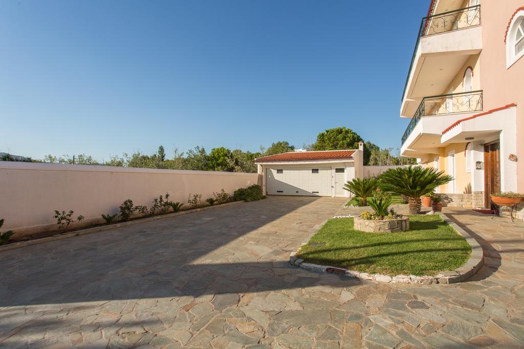 Marathon Beachside Villa 100M From The Beach Schinias Esterno foto