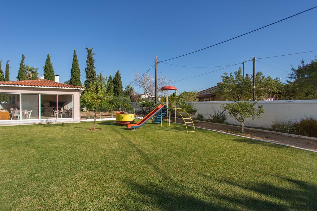 Marathon Beachside Villa 100M From The Beach Schinias Esterno foto