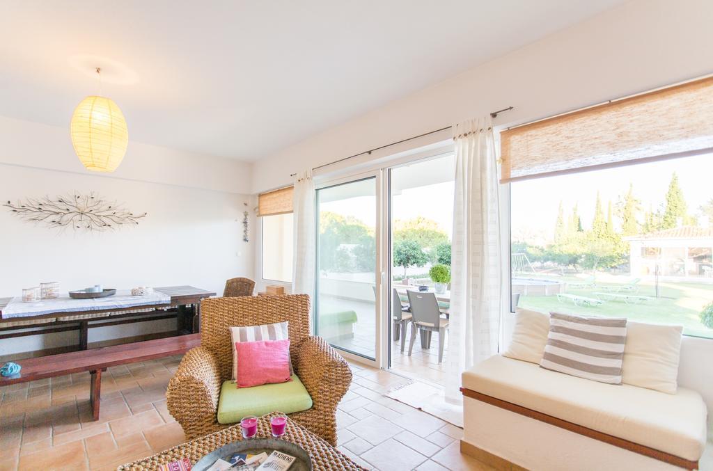 Marathon Beachside Villa 100M From The Beach Schinias Esterno foto
