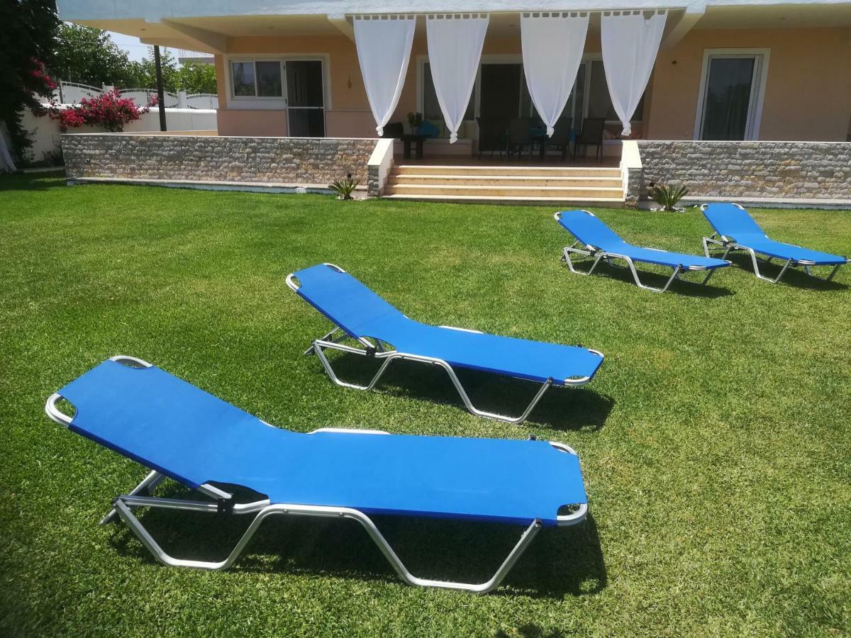 Marathon Beachside Villa 100M From The Beach Schinias Esterno foto